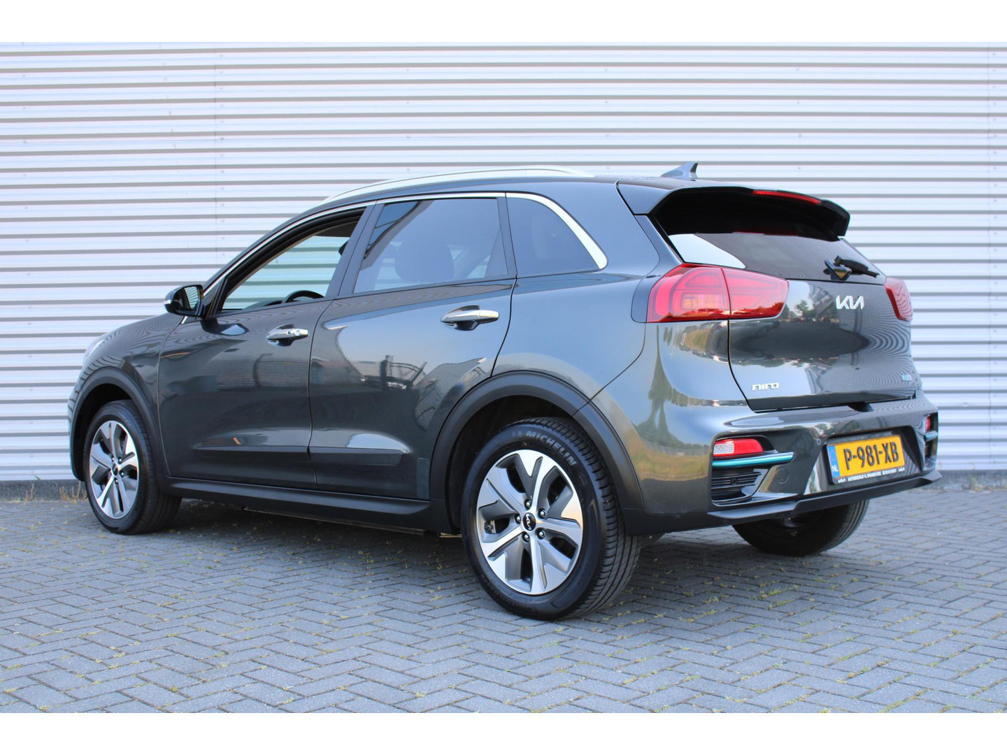 Kia