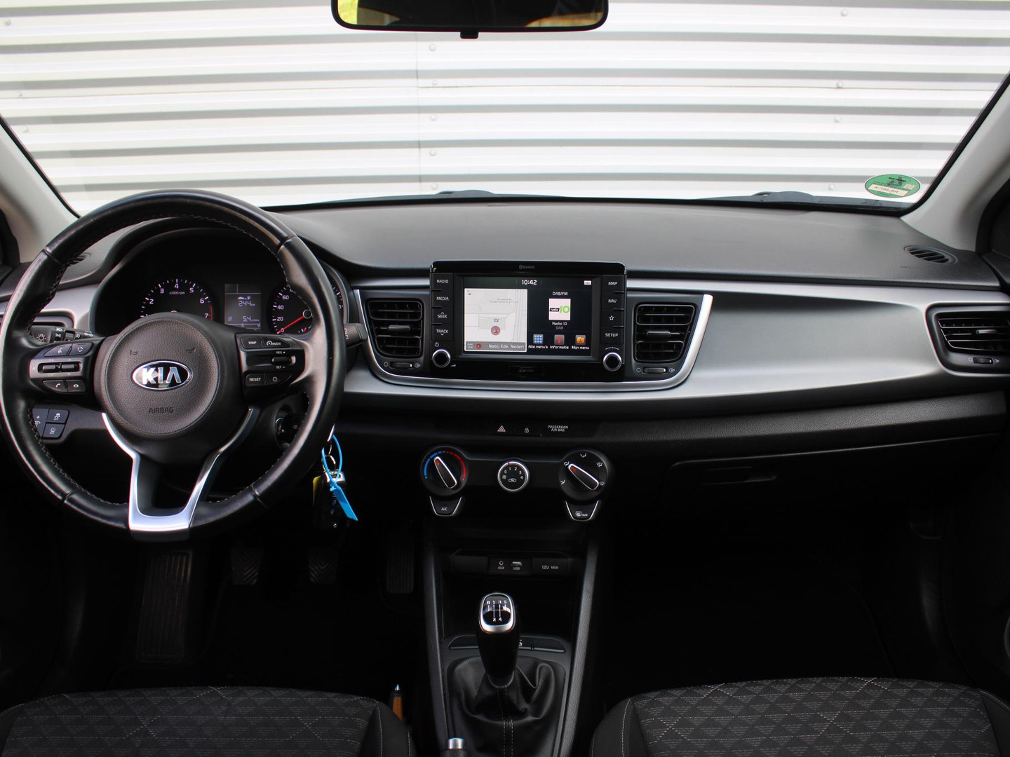Kia