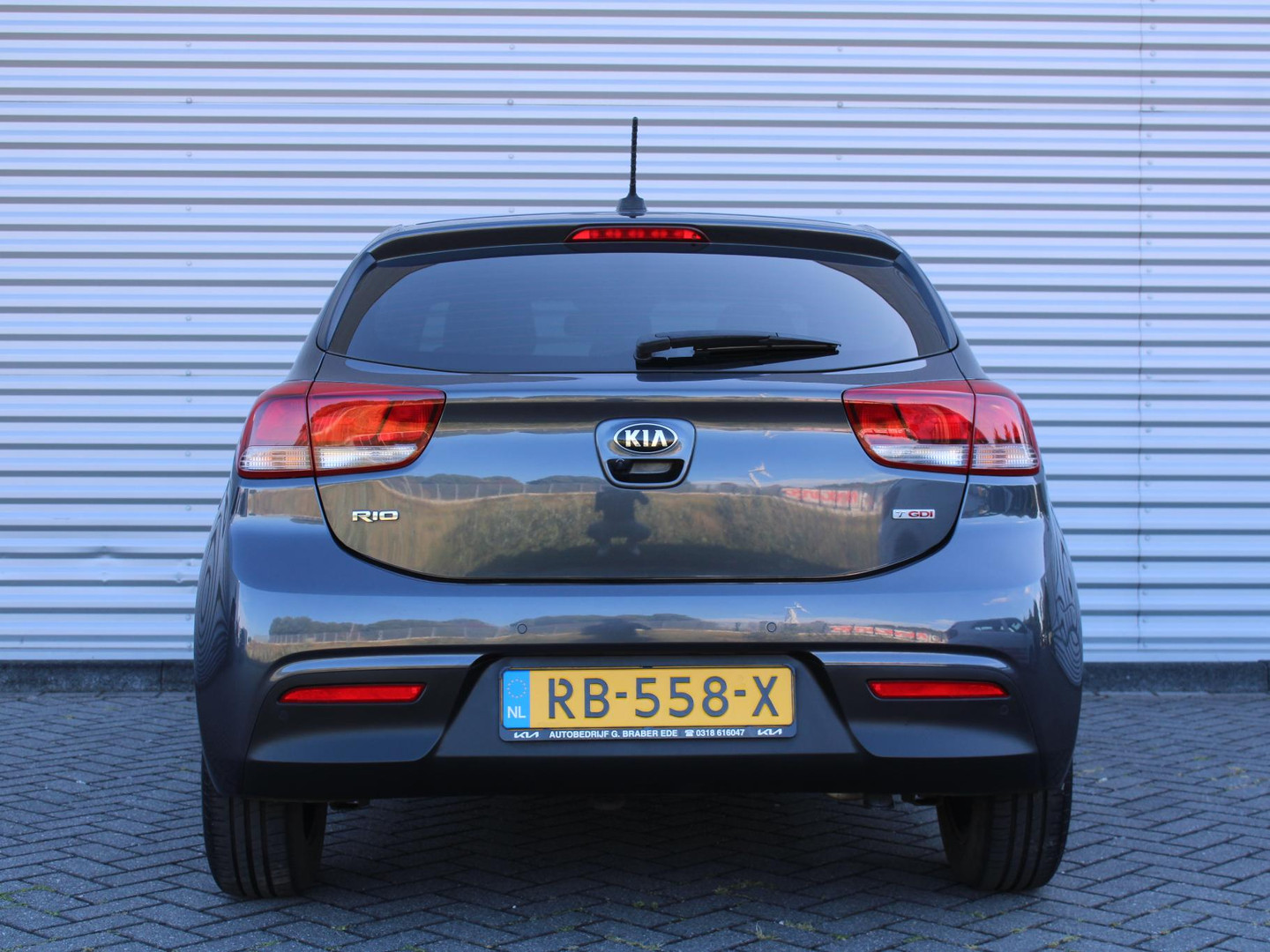 Kia