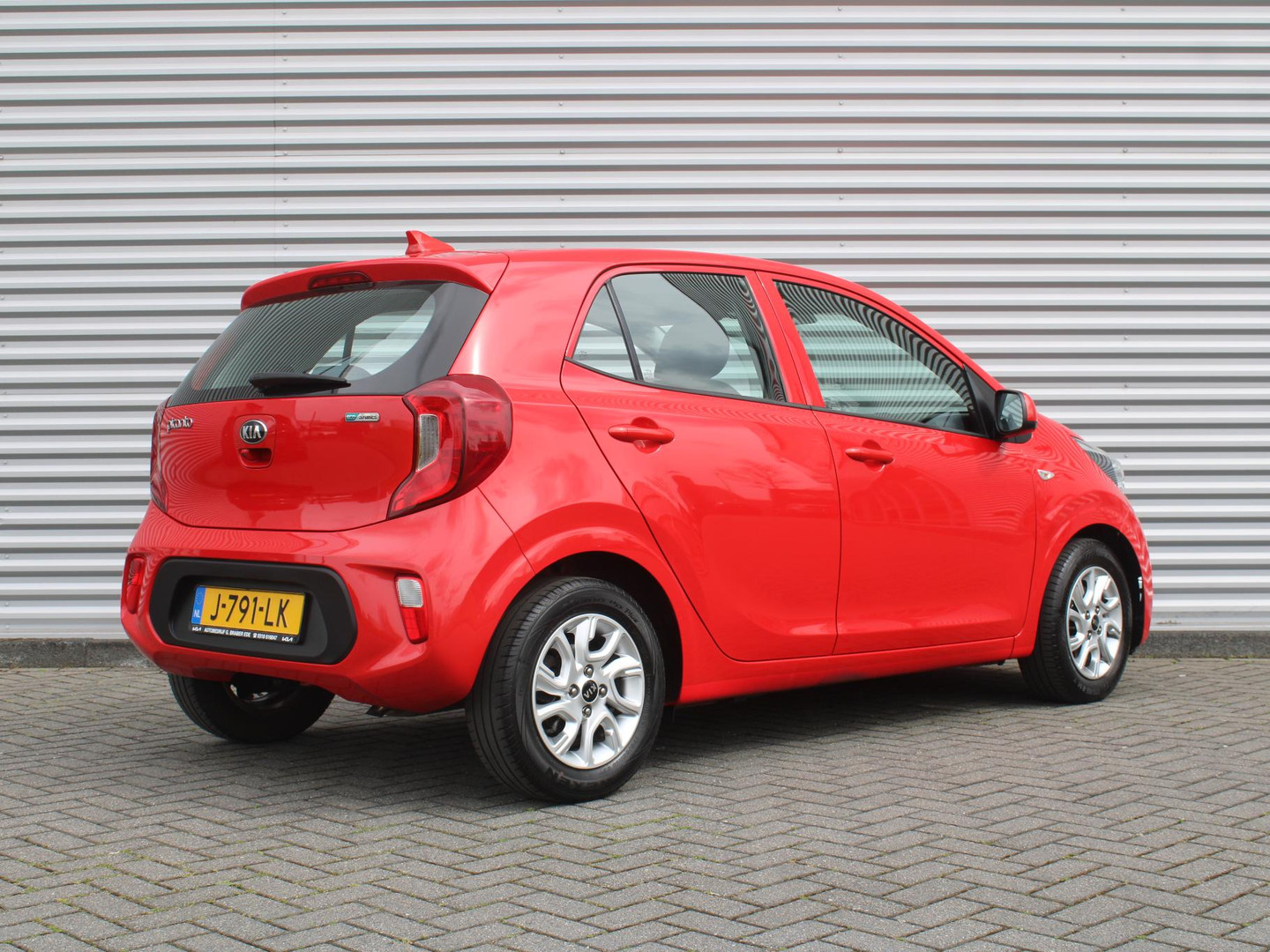 Kia