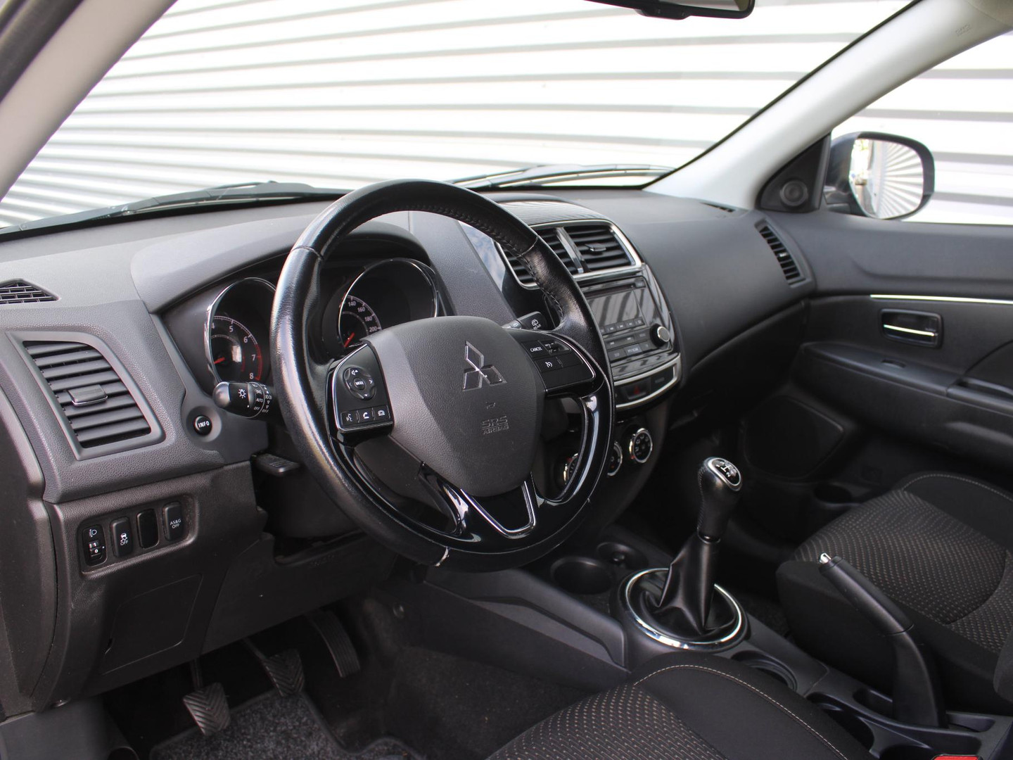 Mitsubishi Mitsubishi