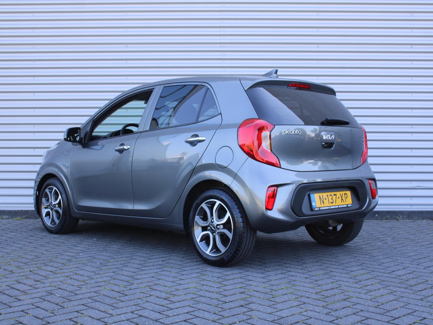 Kia