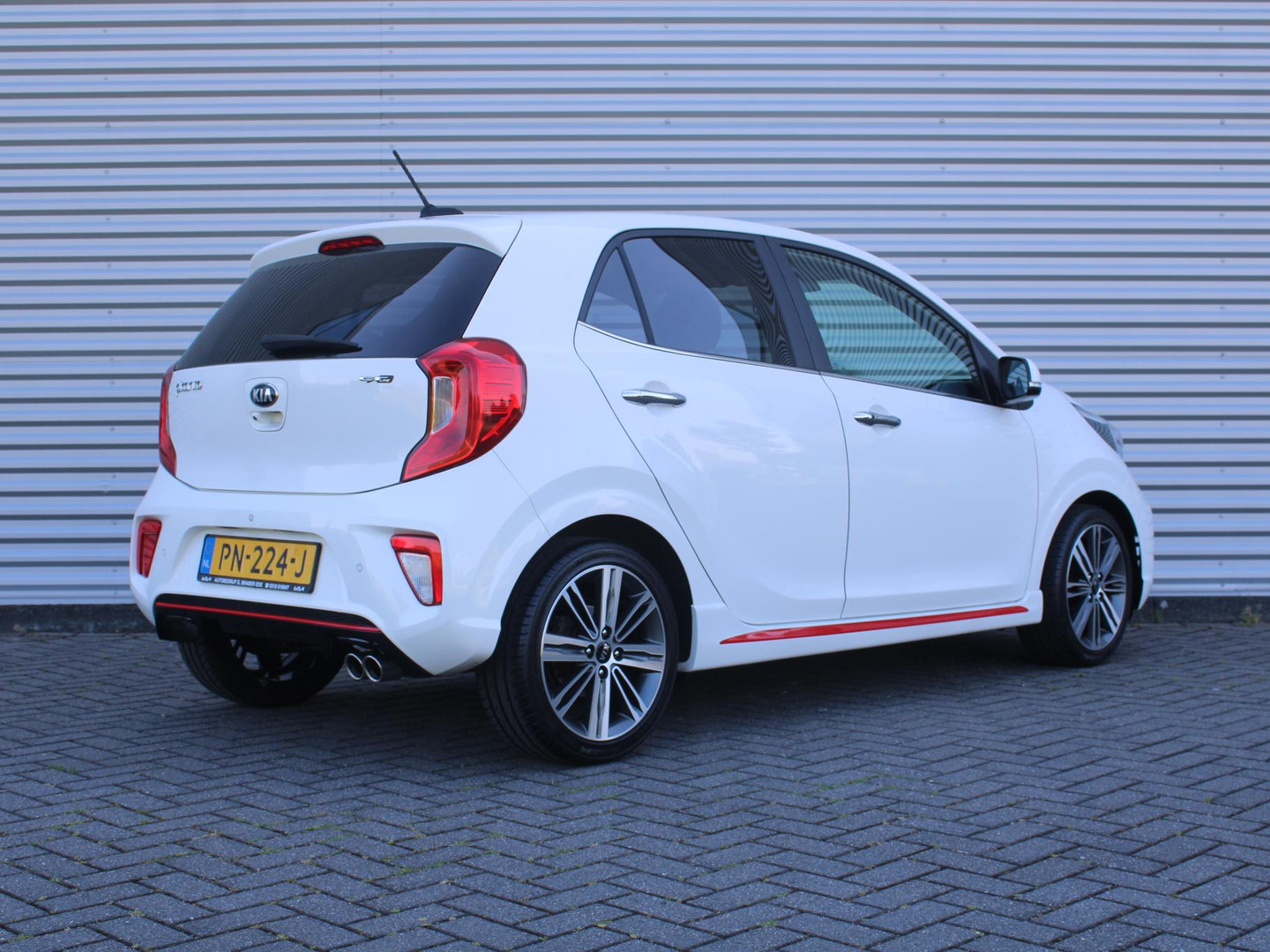 Kia