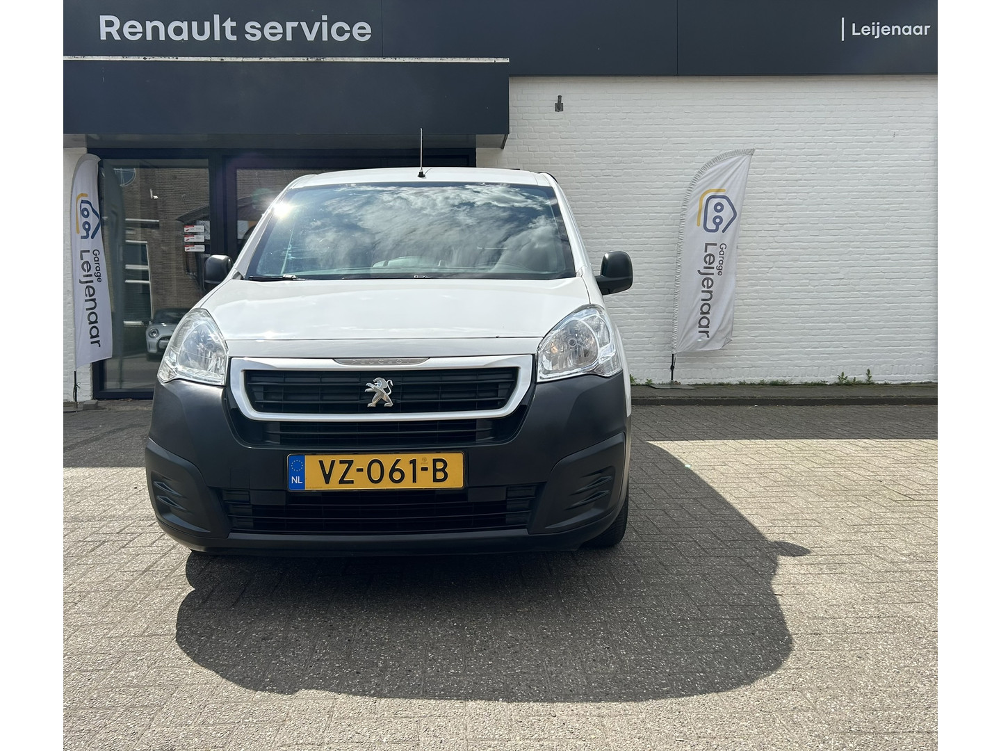 Peugeot