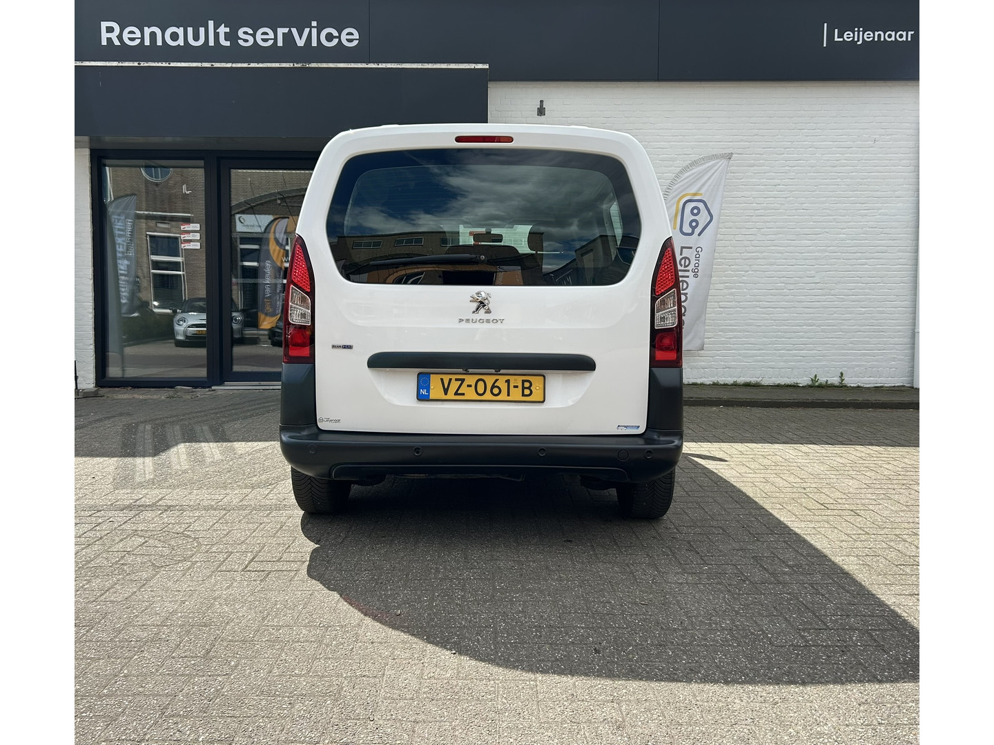 Peugeot