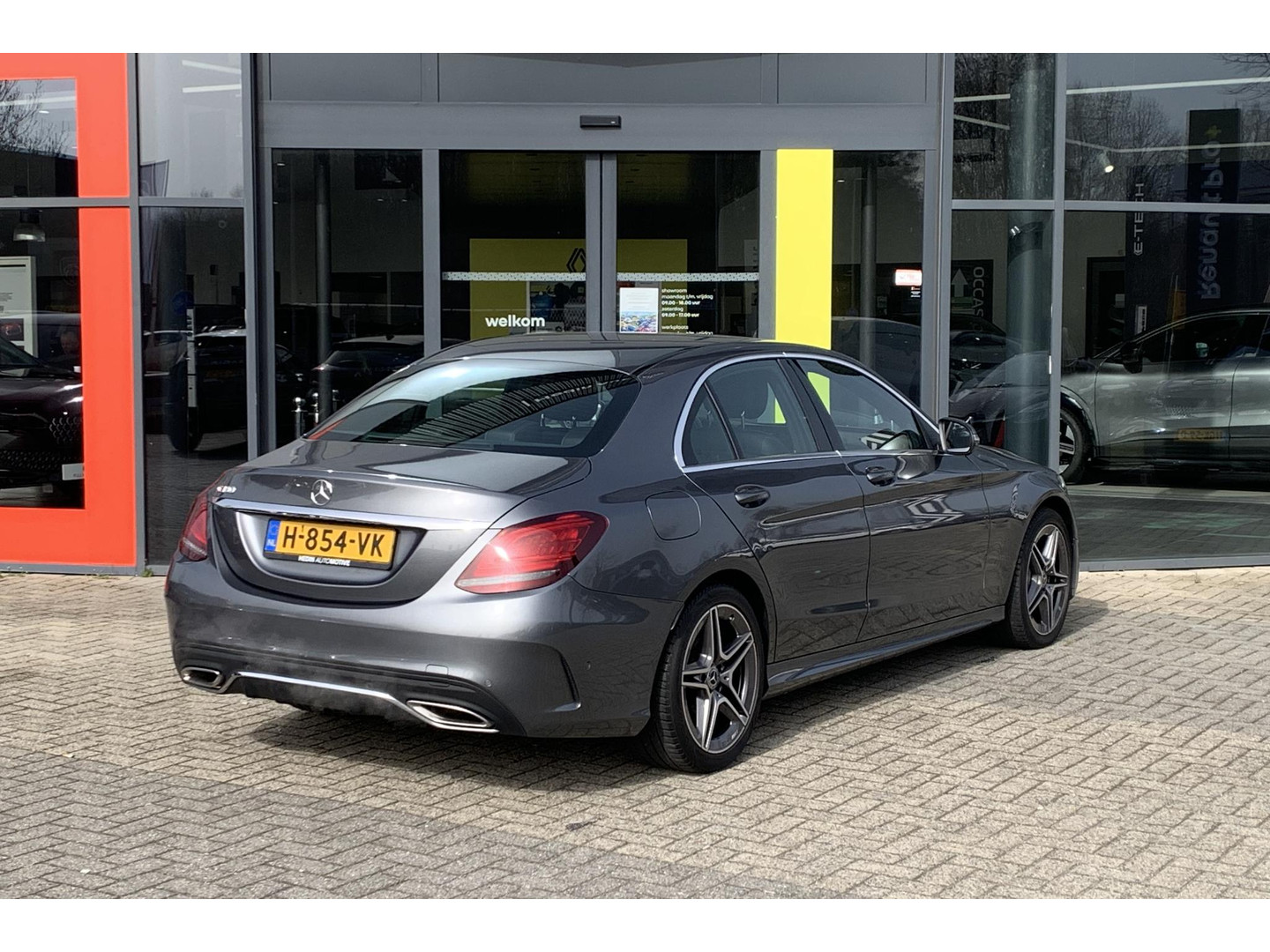 Mercedes-Benz