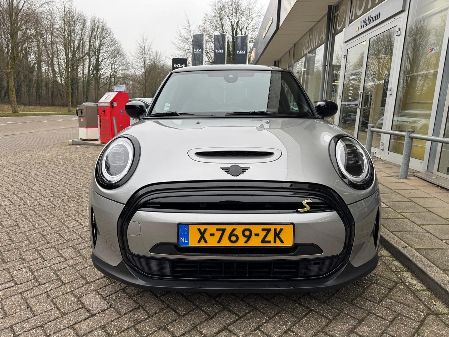 MINI
