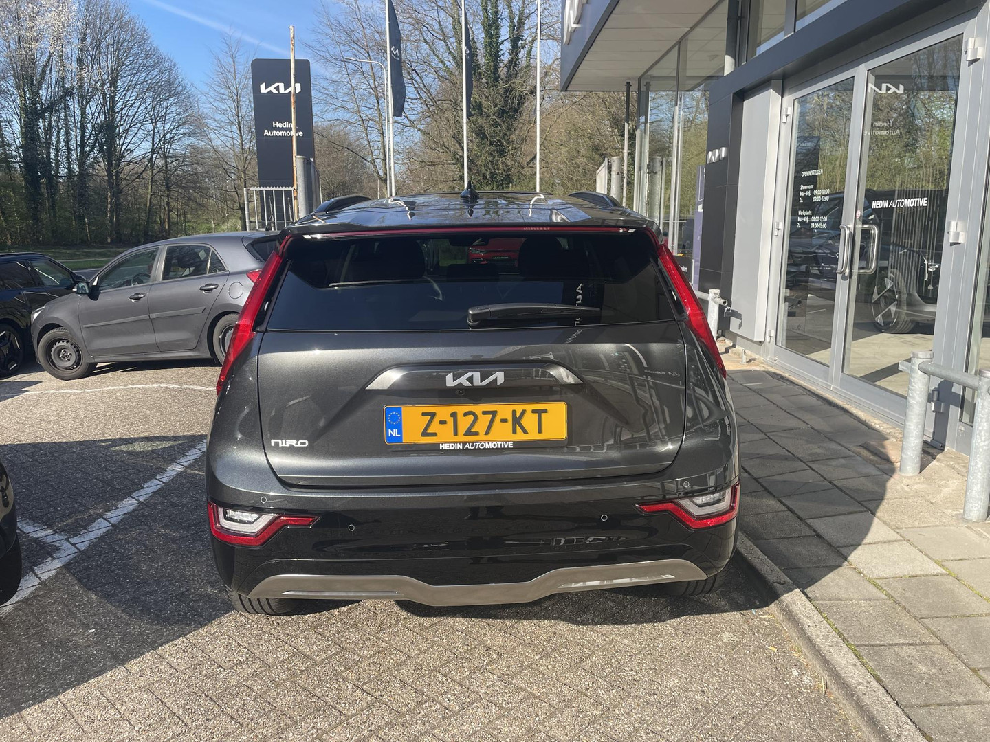 Kia