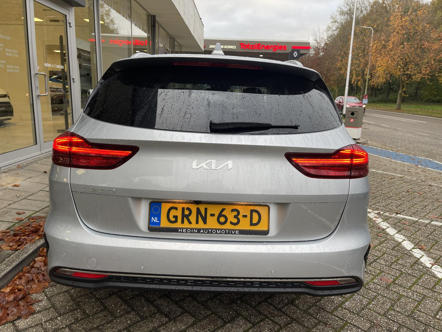 Kia