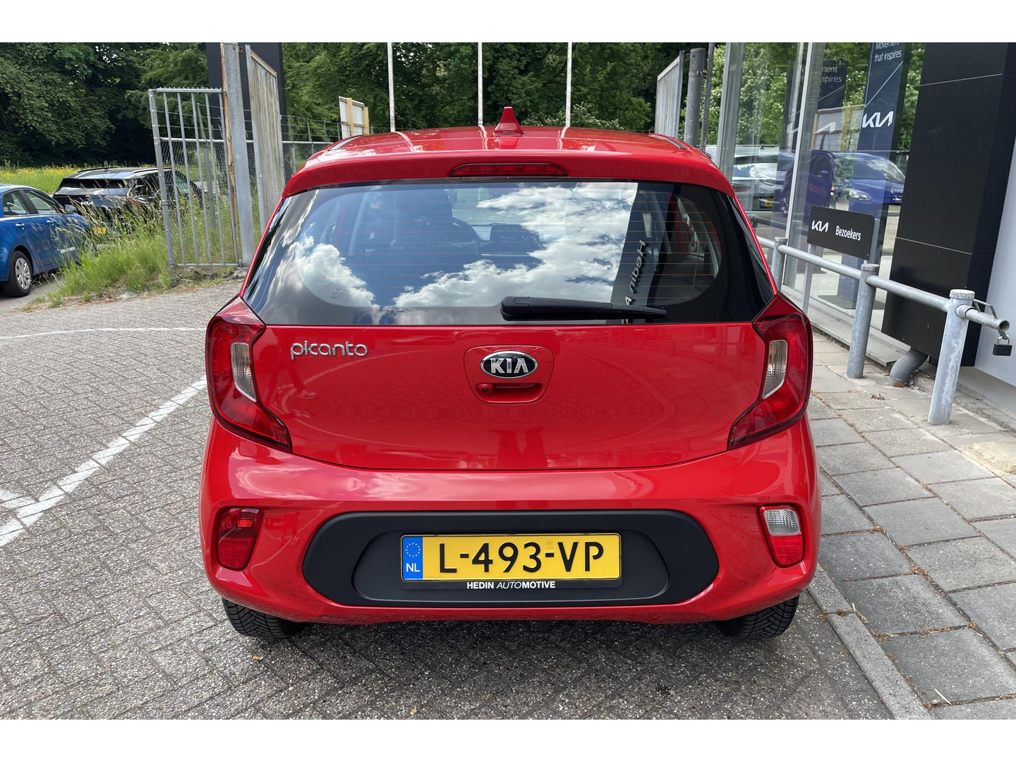 Kia