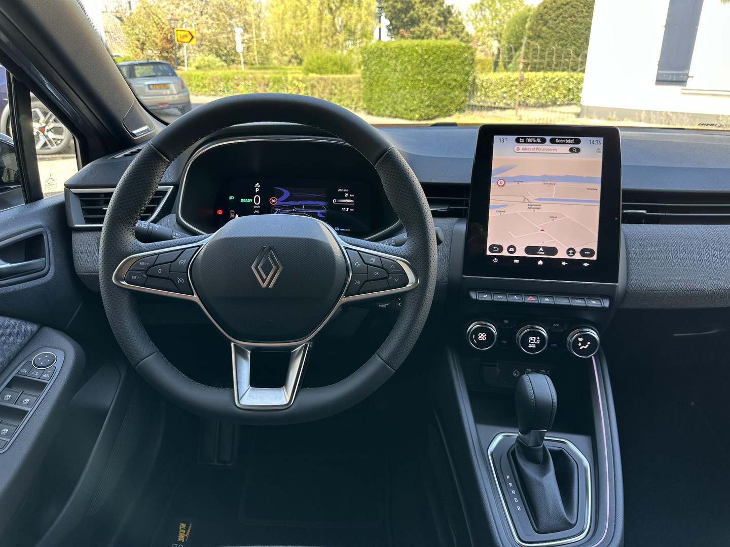 Renault Renault