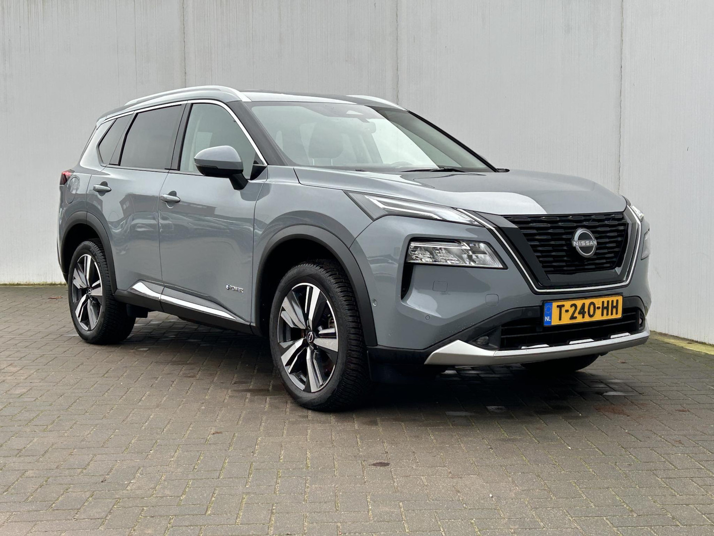 Nissan Nissan
