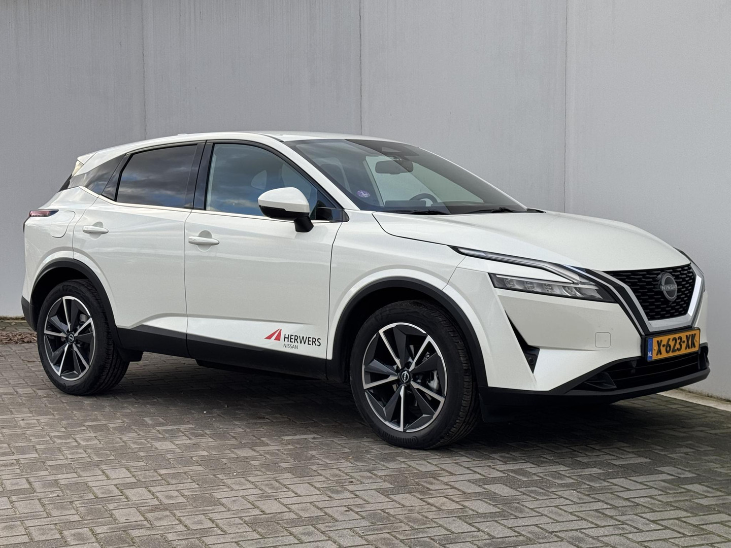 Nissan Nissan