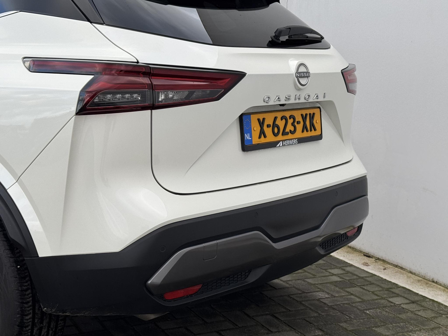 Nissan Nissan