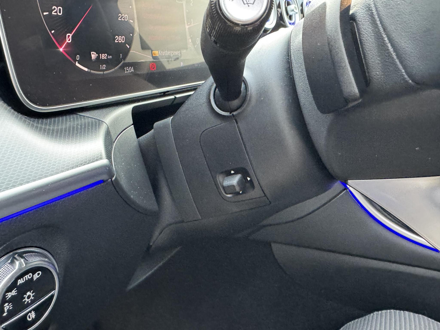 Mercedes-Benz Mercedes-Benz