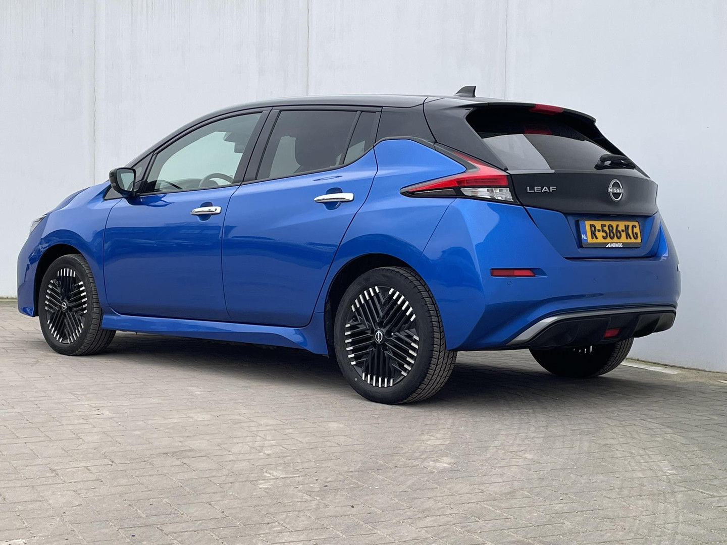 Nissan Nissan