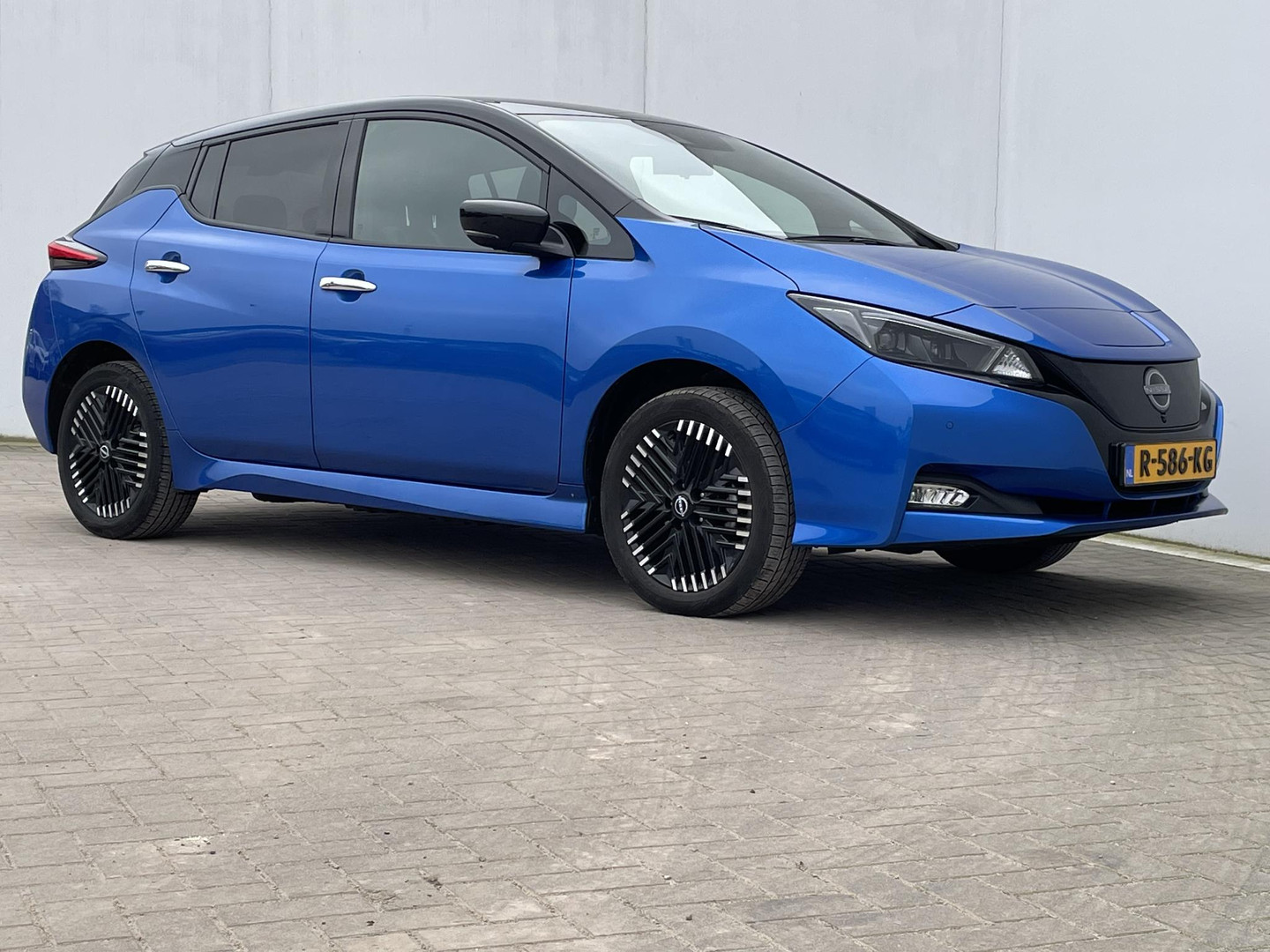 Nissan Nissan