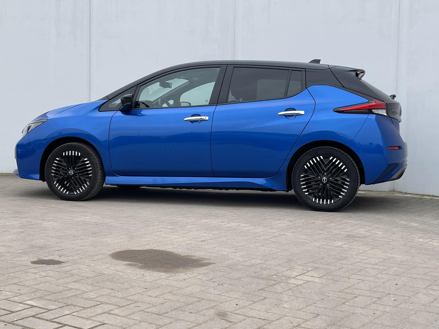 Nissan Nissan