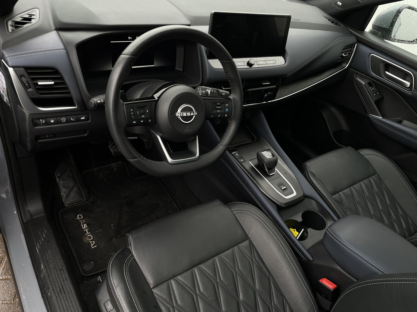 Nissan Nissan