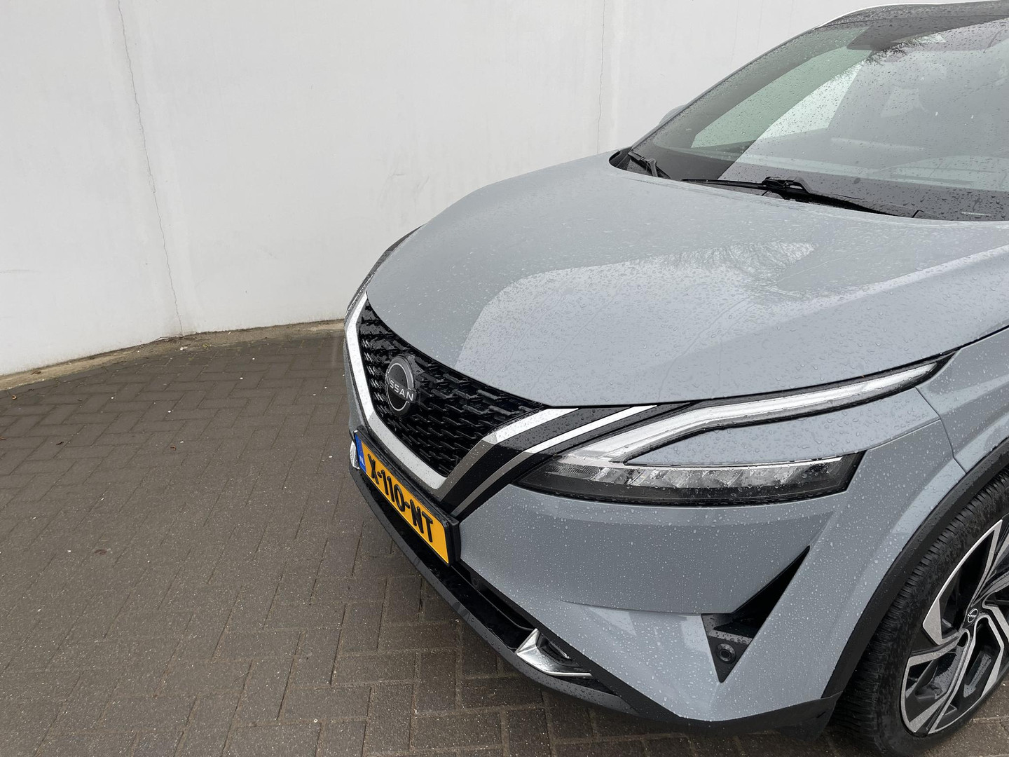 Nissan Nissan