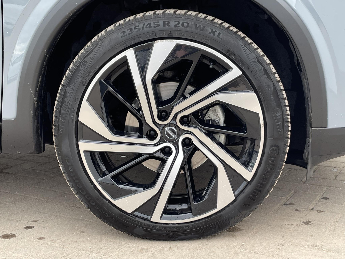 Nissan Nissan
