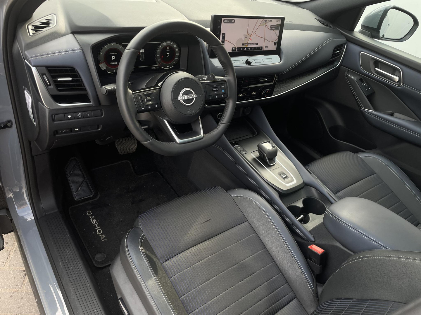 Nissan Nissan
