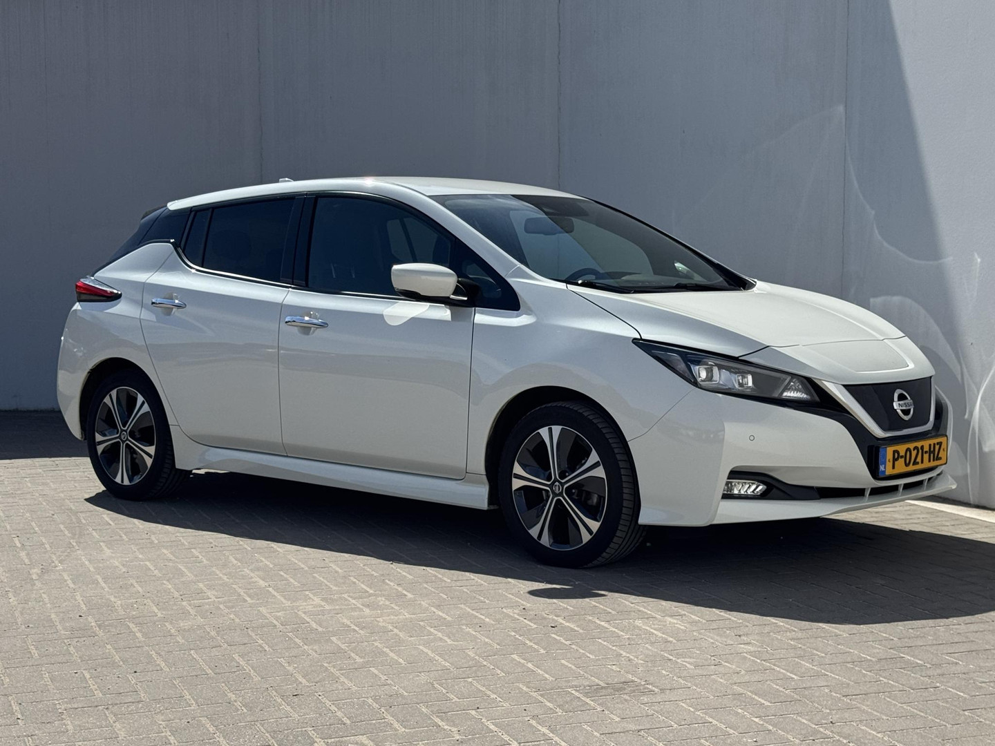 Nissan Nissan