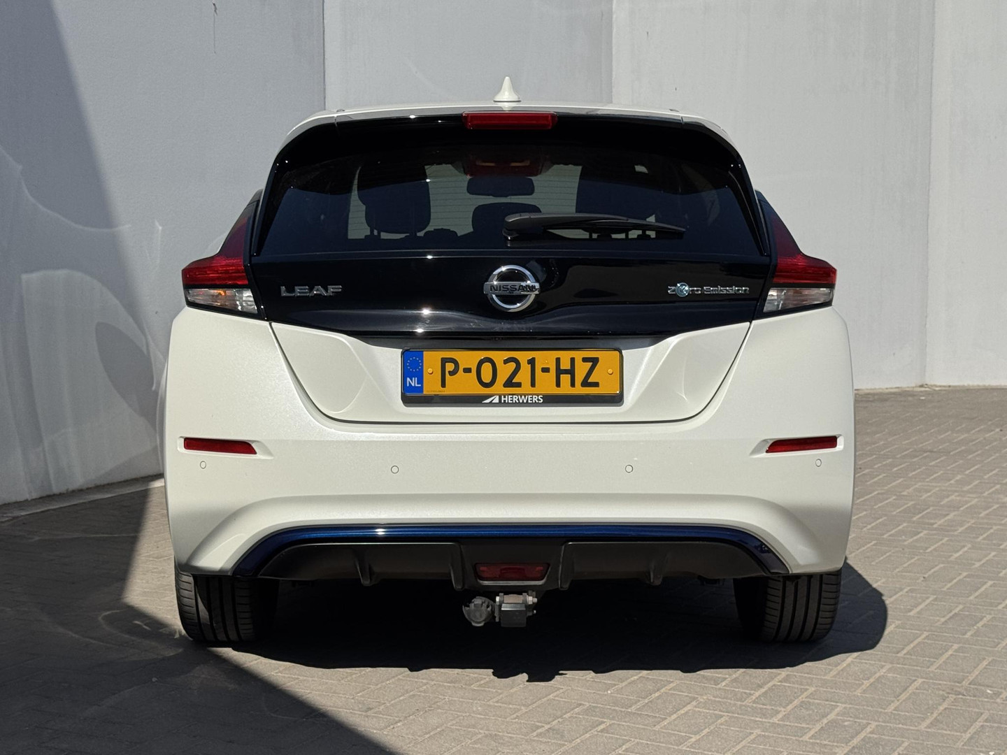 Nissan Nissan