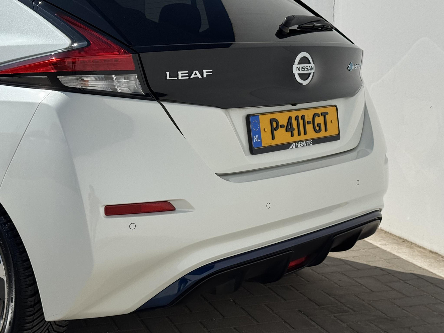 Nissan Nissan