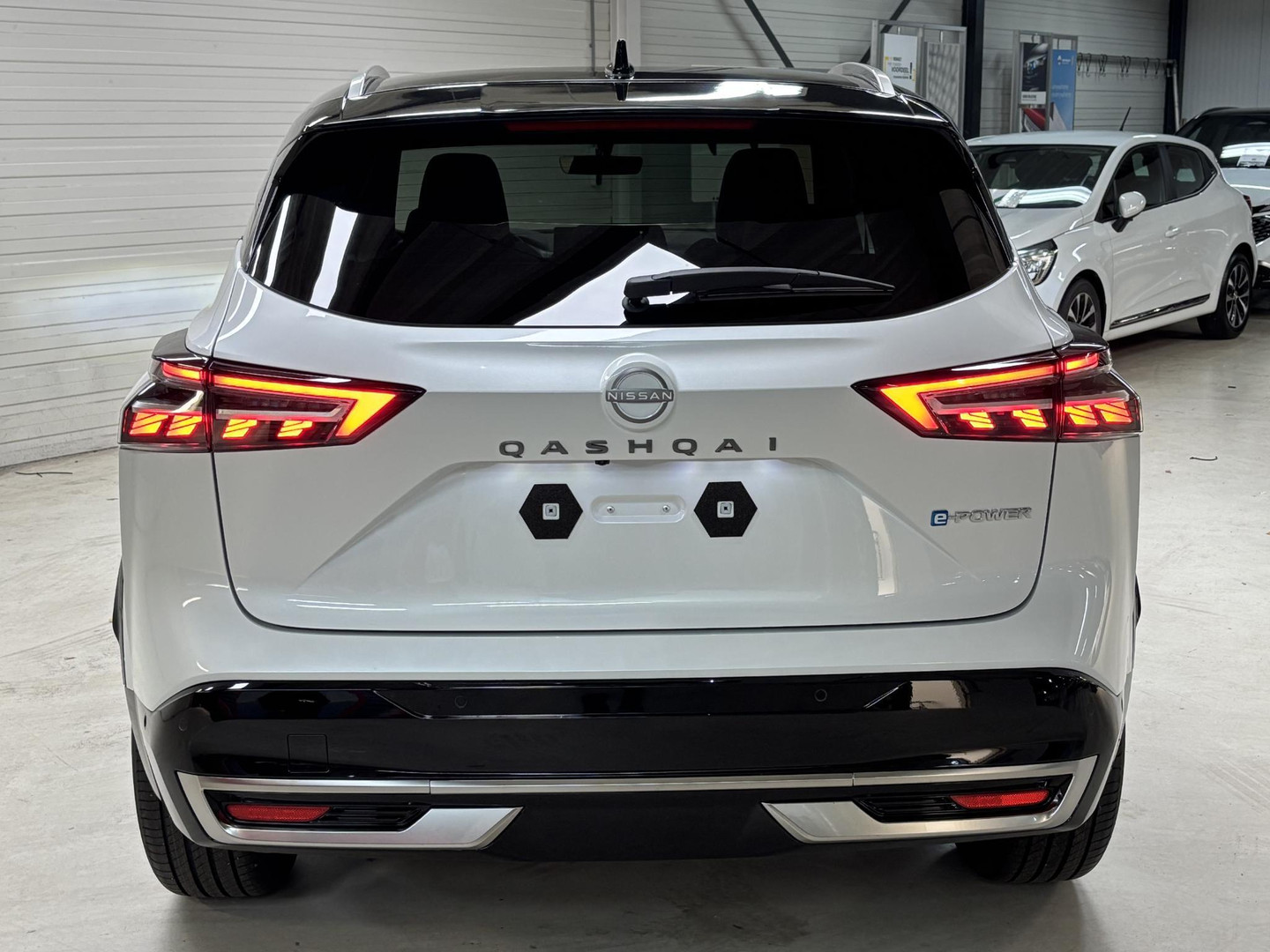 Nissan Nissan