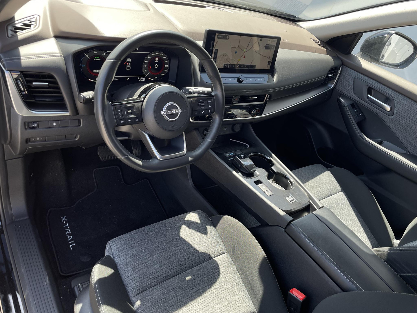 Nissan Nissan