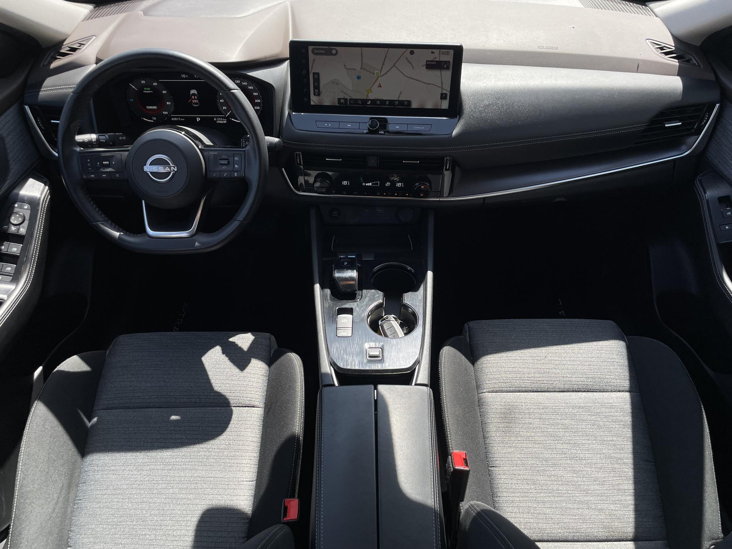 Nissan Nissan