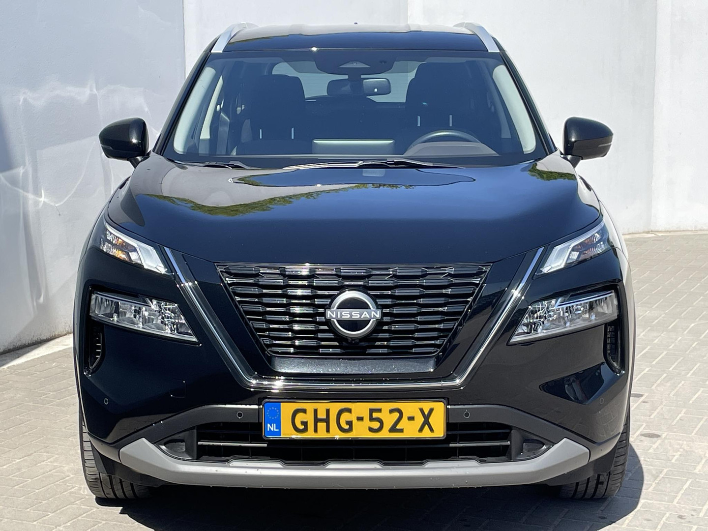 Nissan Nissan