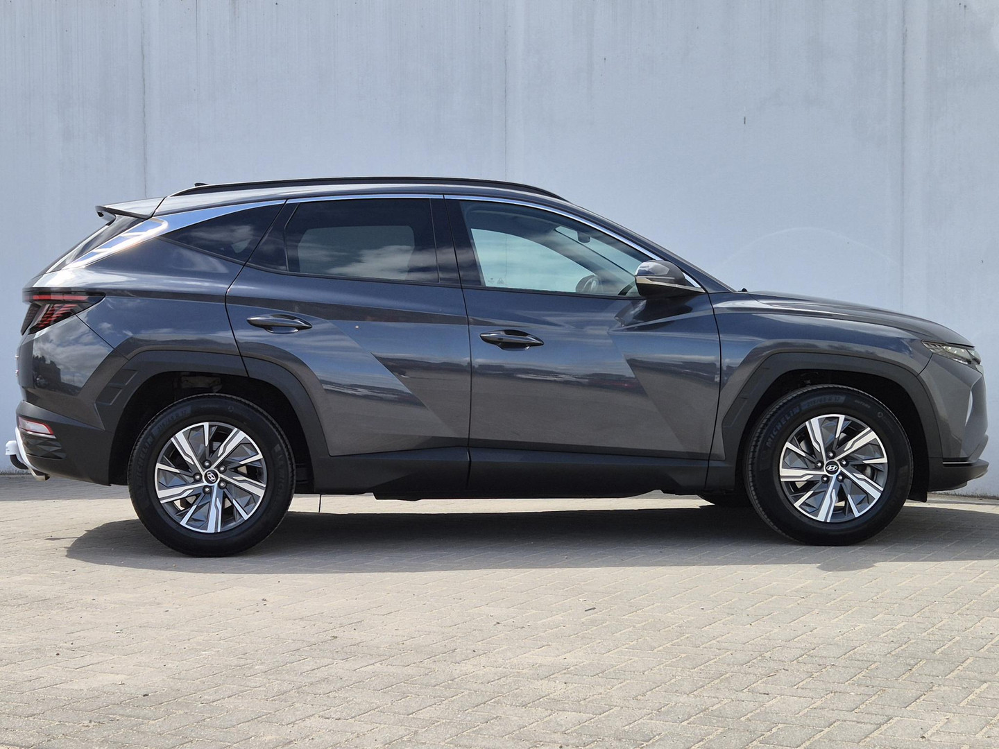 Hyundai Hyundai