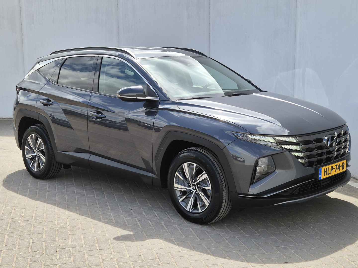 Hyundai Hyundai