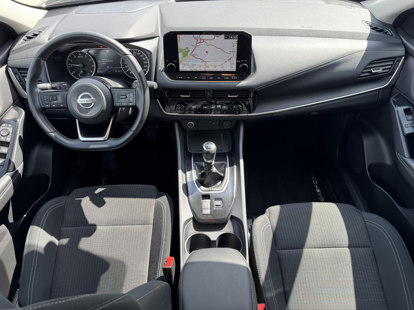 Nissan Nissan