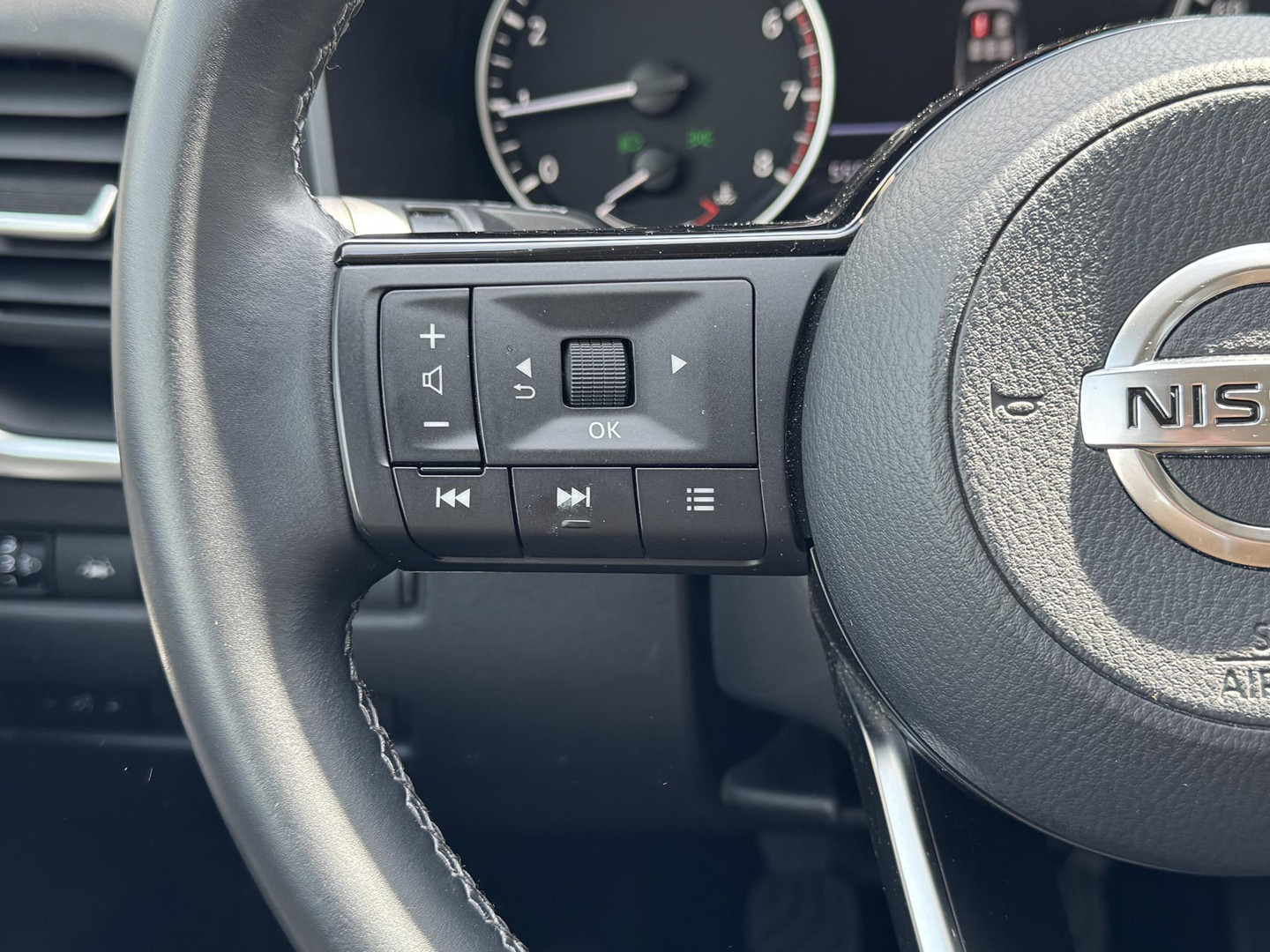 Nissan Nissan
