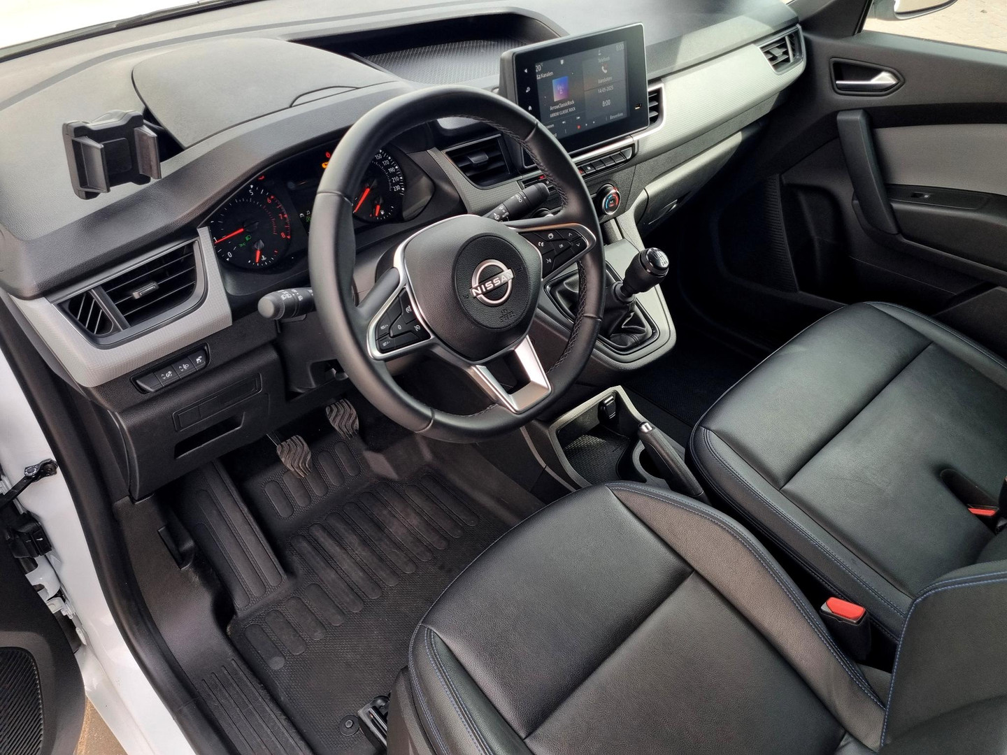 Nissan Nissan