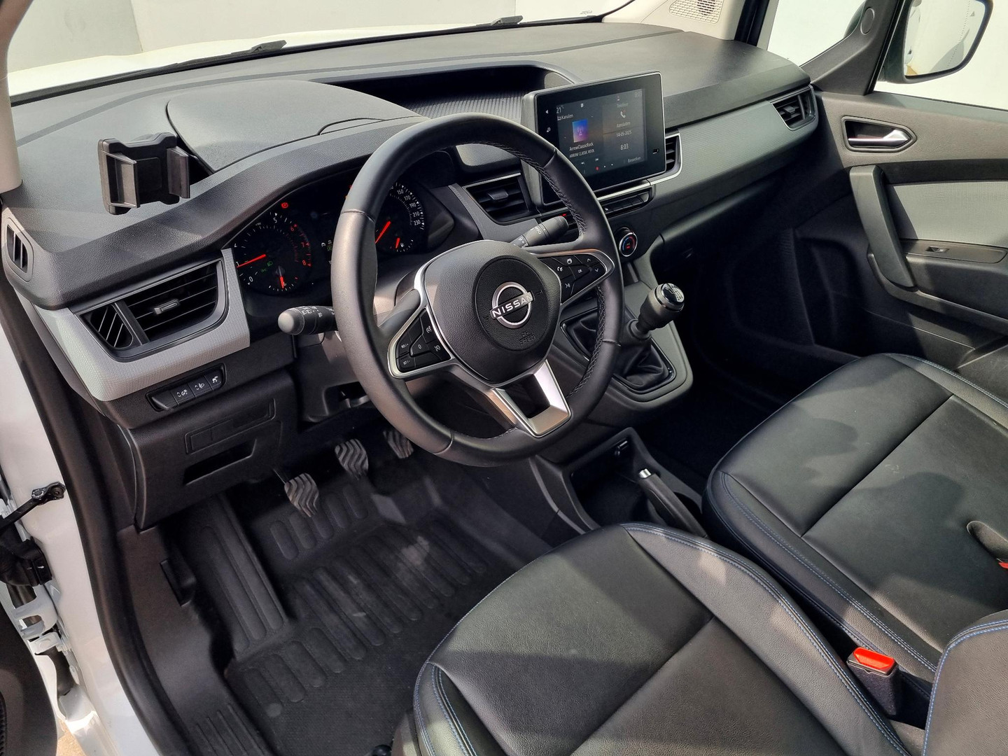 Nissan Nissan