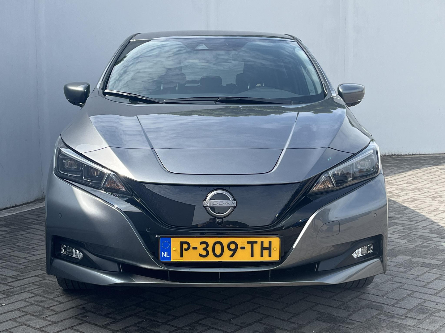 Nissan Nissan