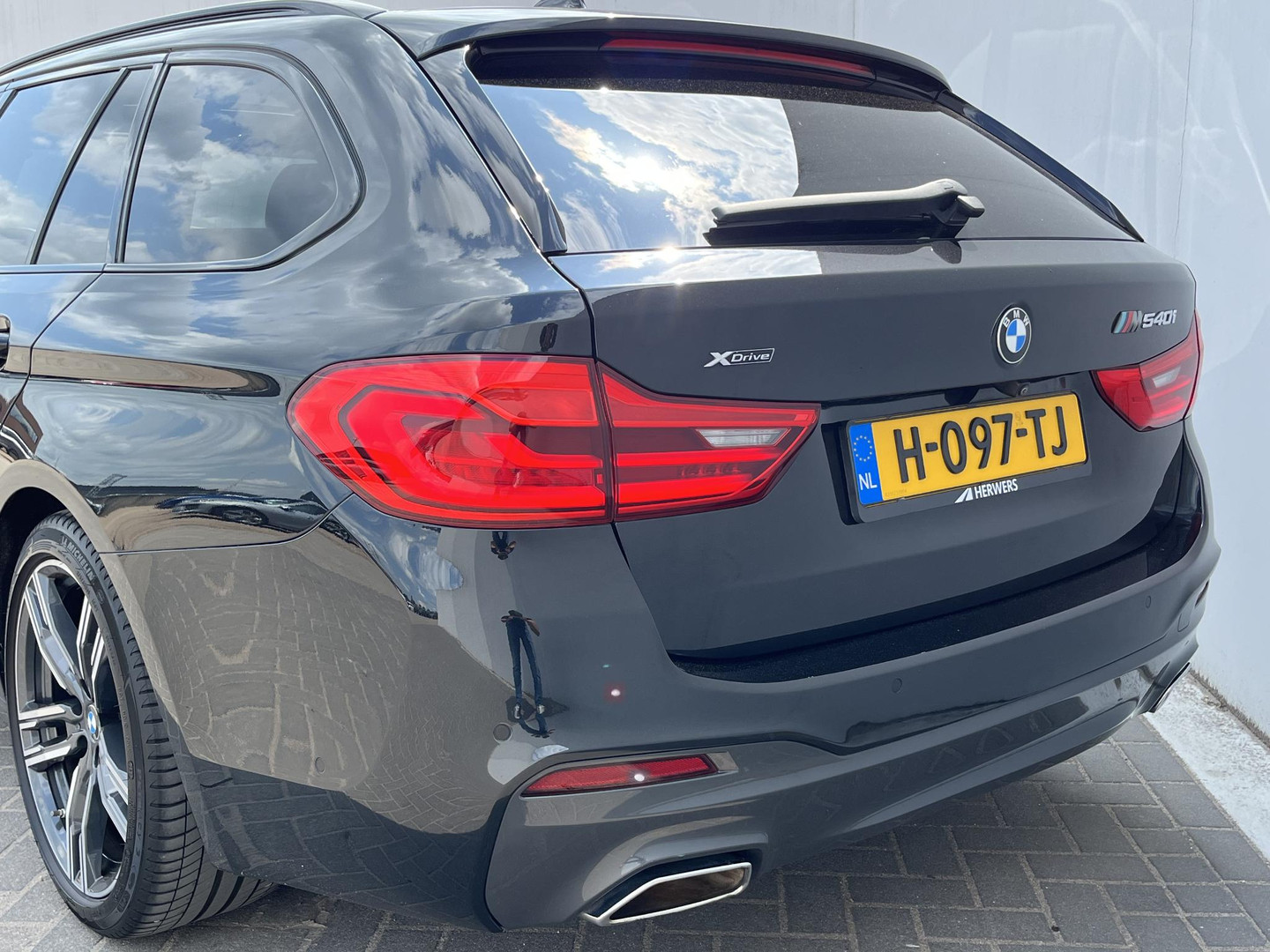BMW