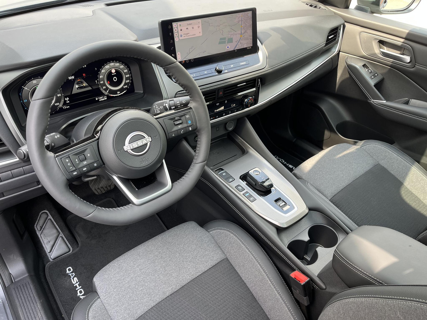 Nissan Nissan