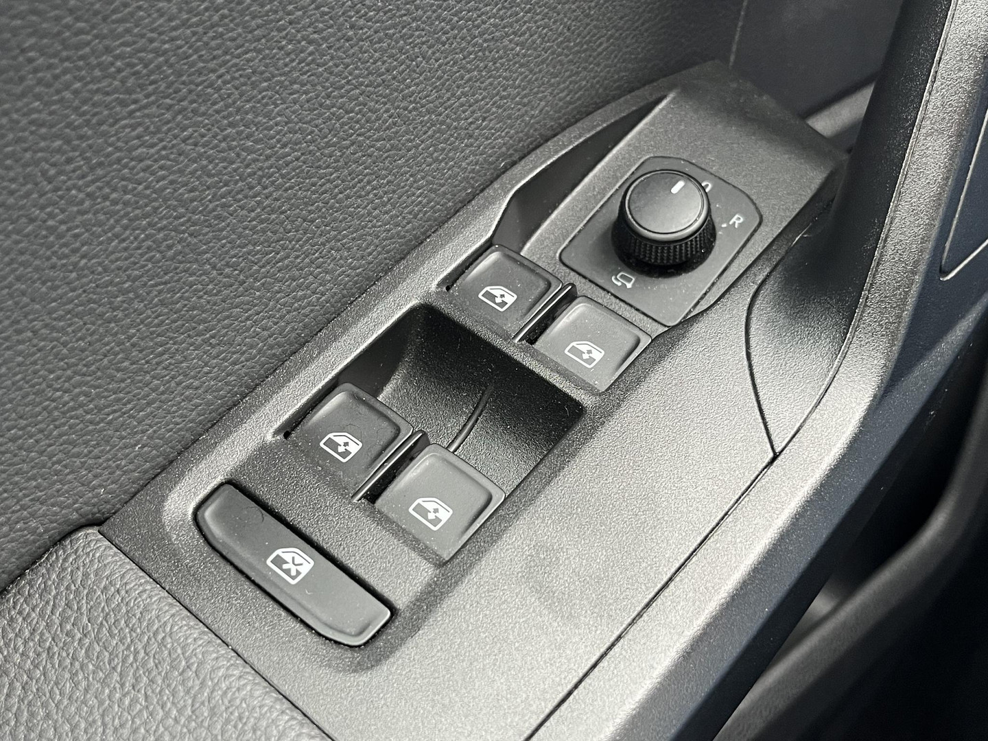 SEAT SEAT