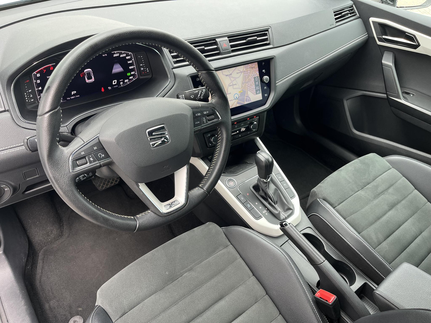 SEAT SEAT