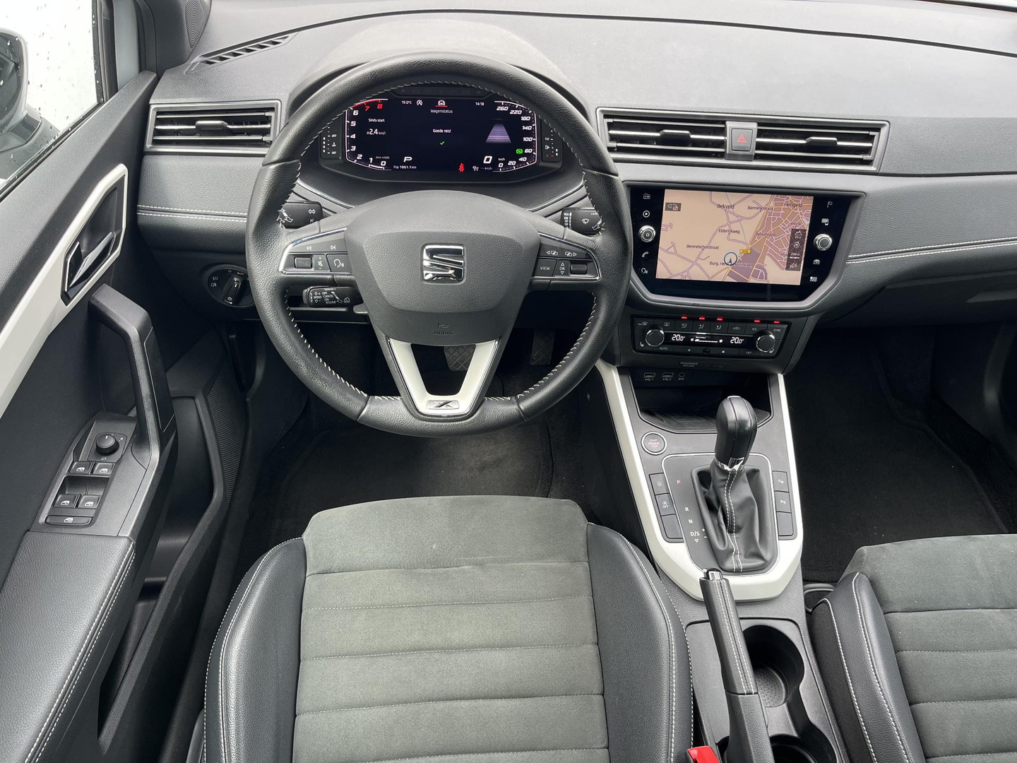 SEAT SEAT