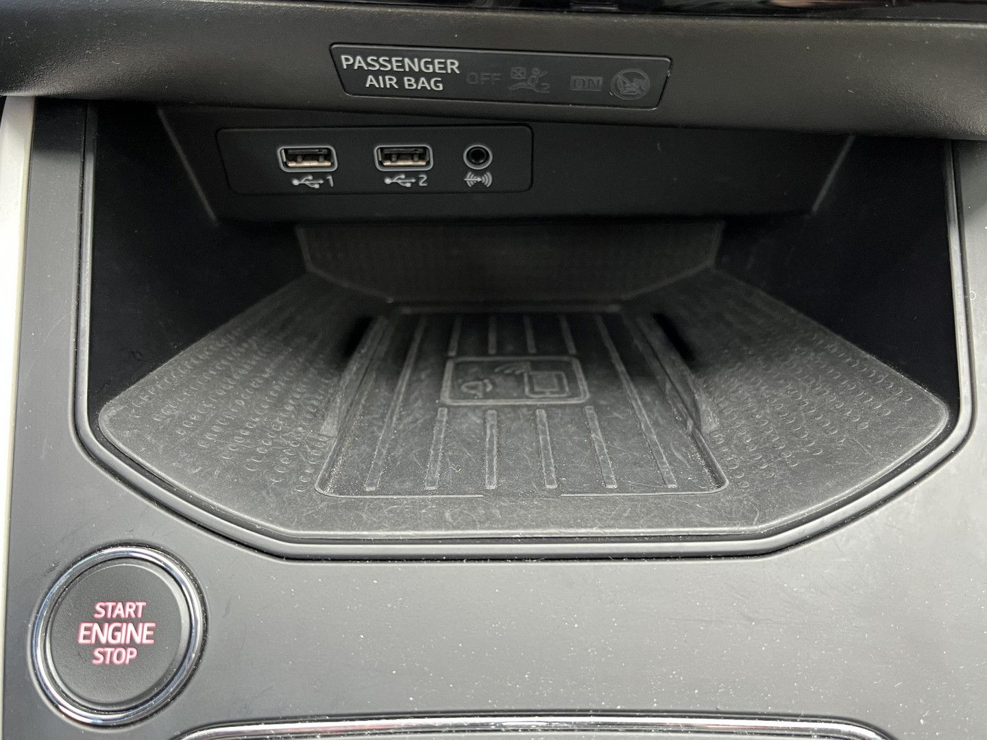 SEAT SEAT