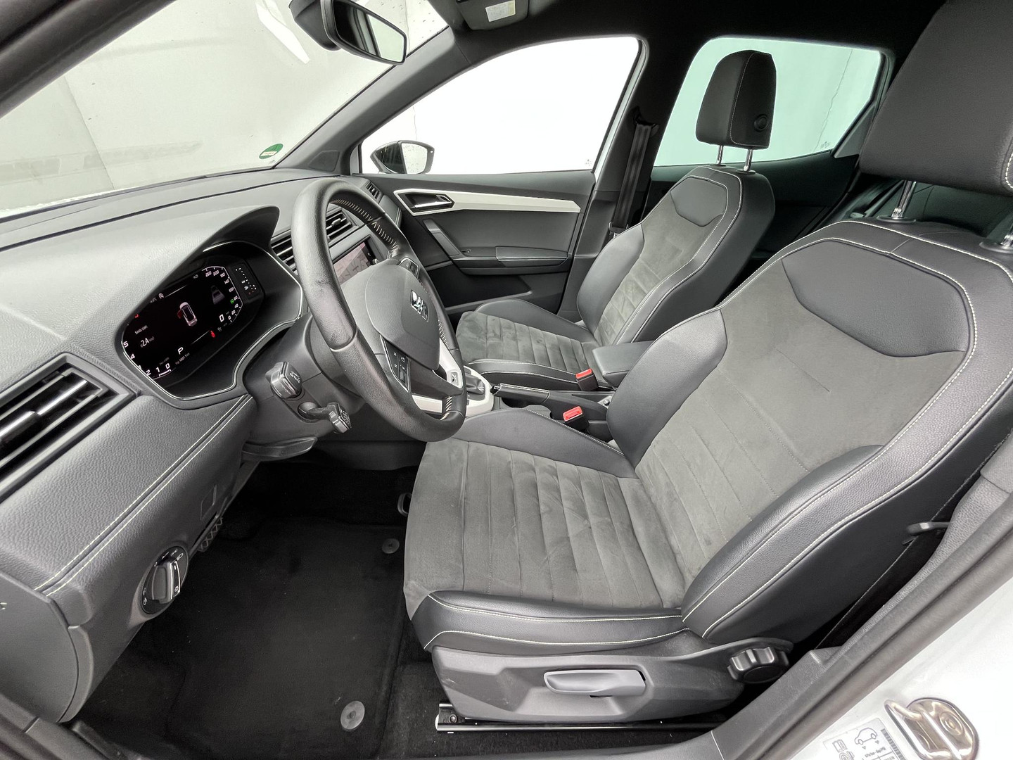 SEAT SEAT