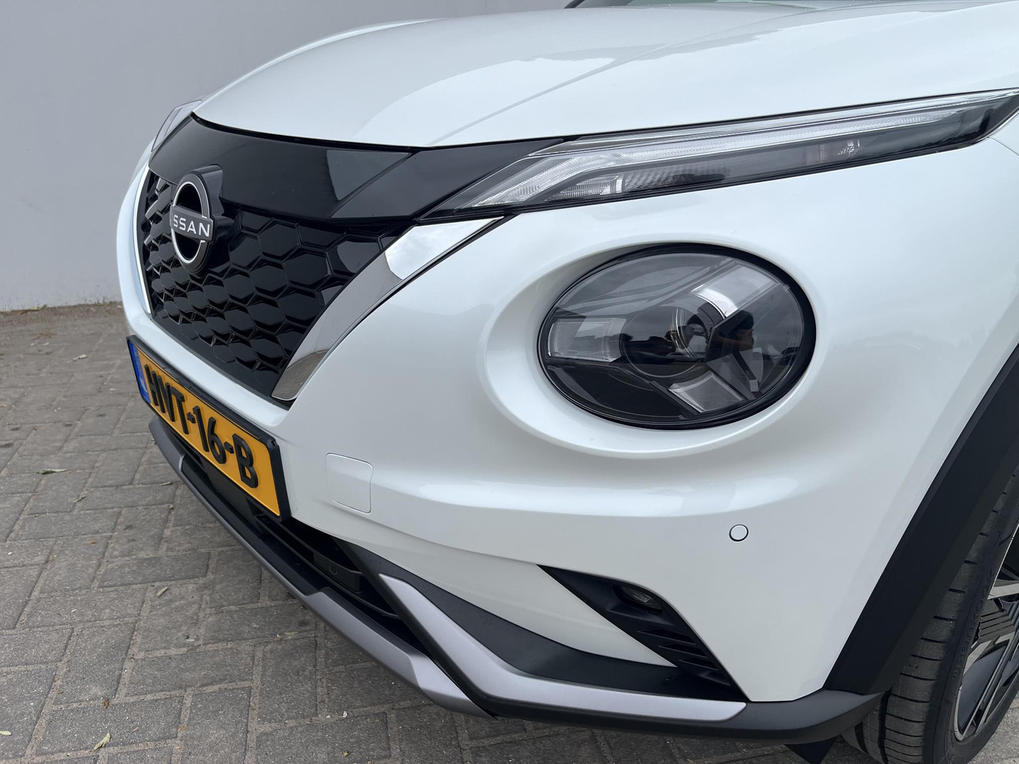 Nissan Nissan