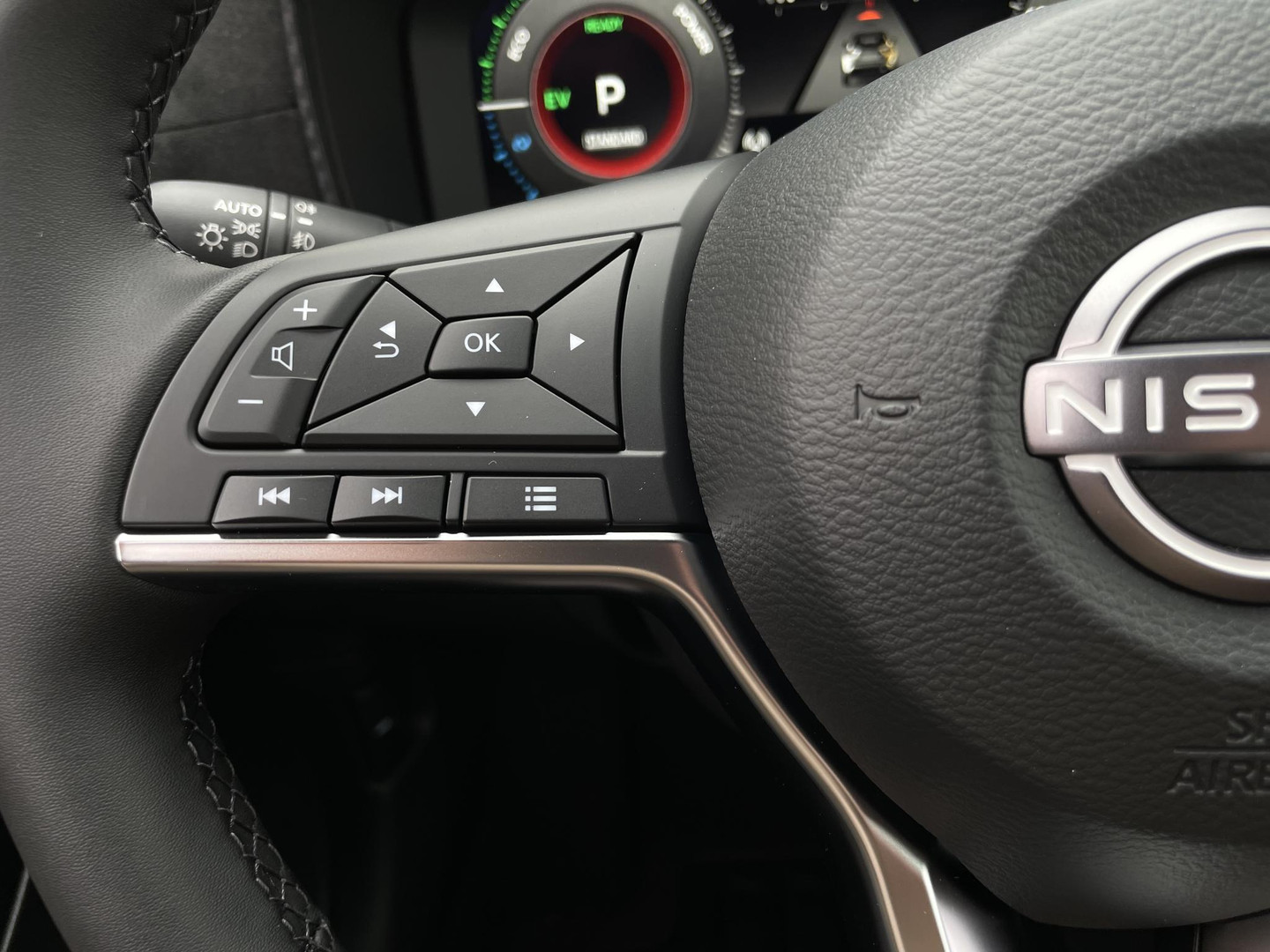 Nissan Nissan