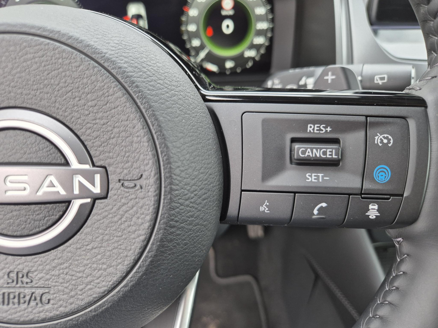 Nissan Nissan